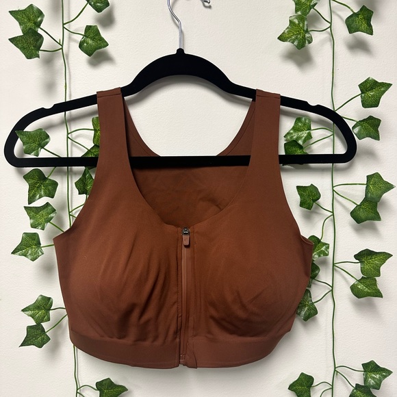 ZYIA Front Zipper Sports Bra - Picture 1 of 3